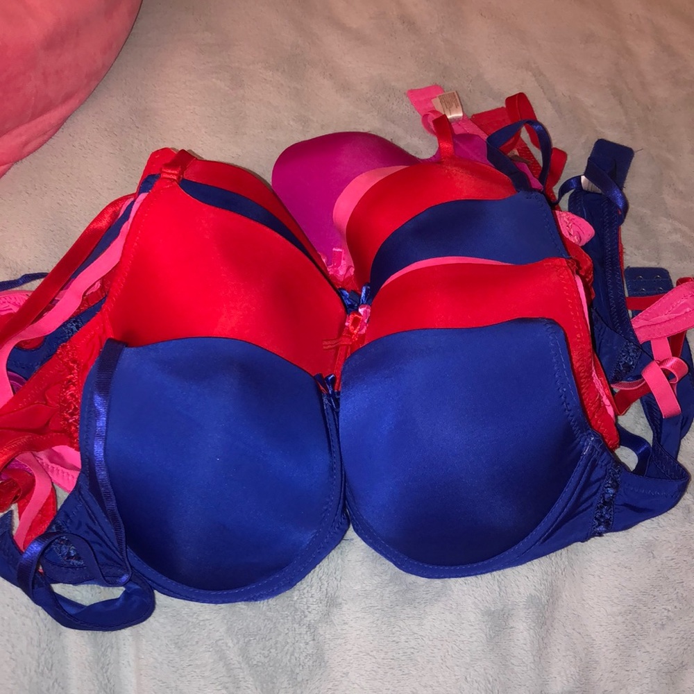 Bras - Picture 2 of 2